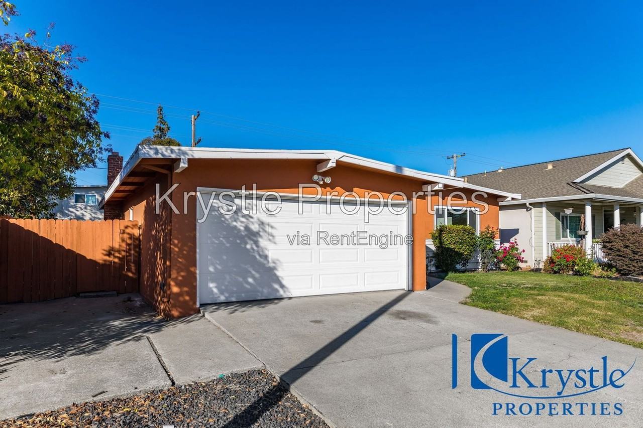 1319 Coolidge St - Photo 2 of 23