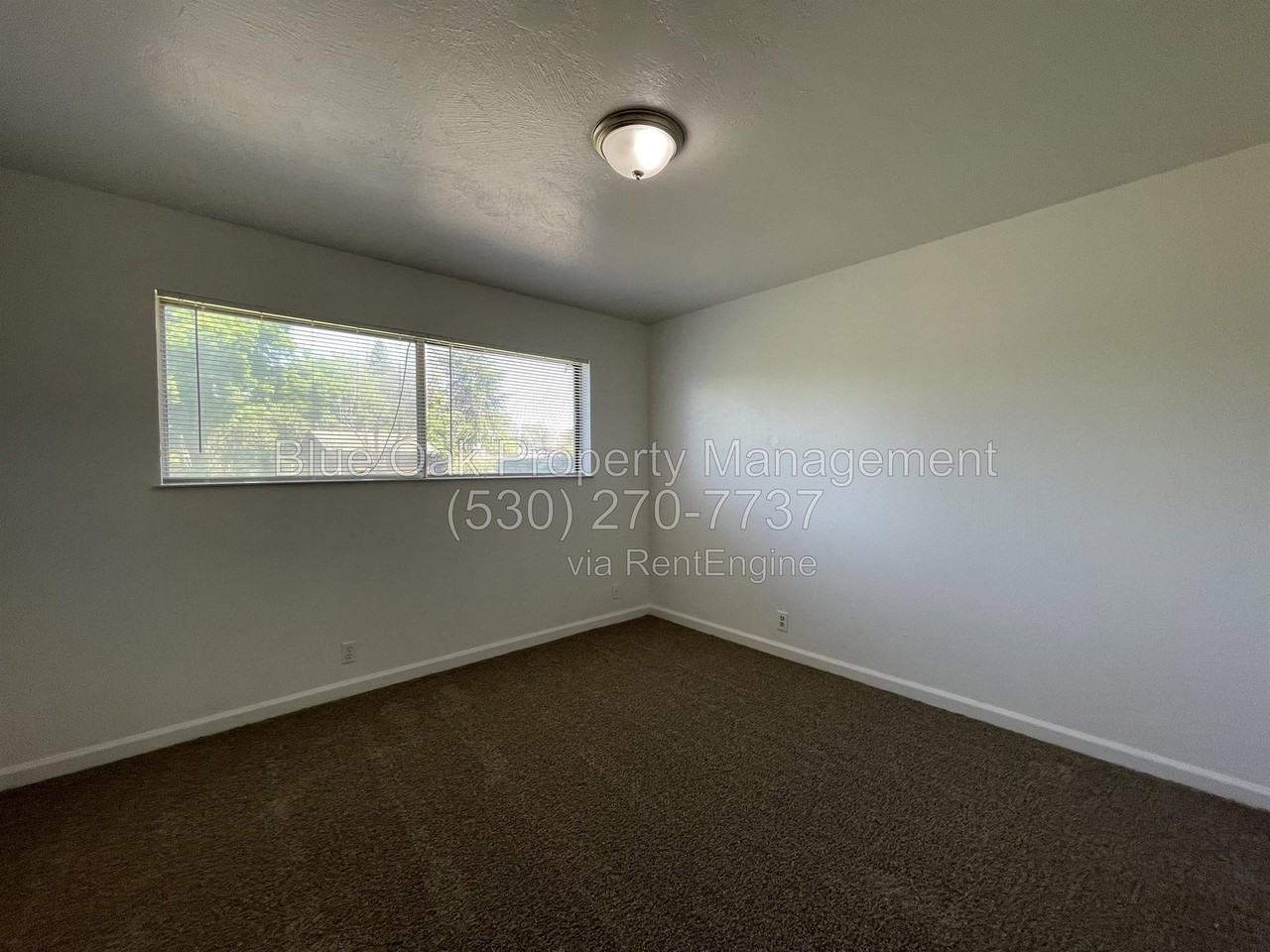 470 Cimarron Dr - Photo 7 of 12