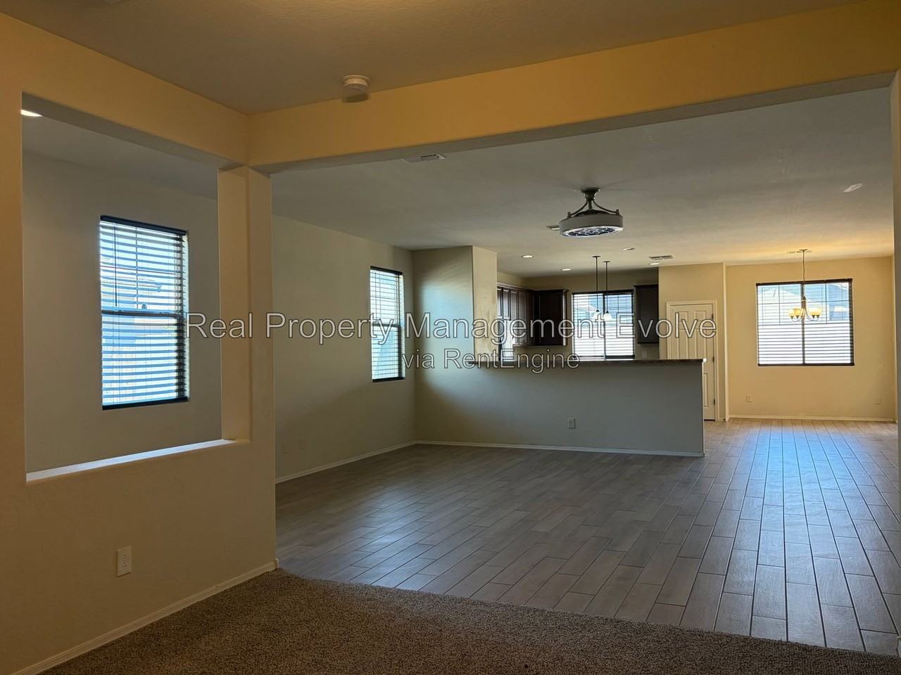 12214 W Superior Ave - Photo 6 of 37