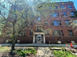 featured image of 710 Perry St #8