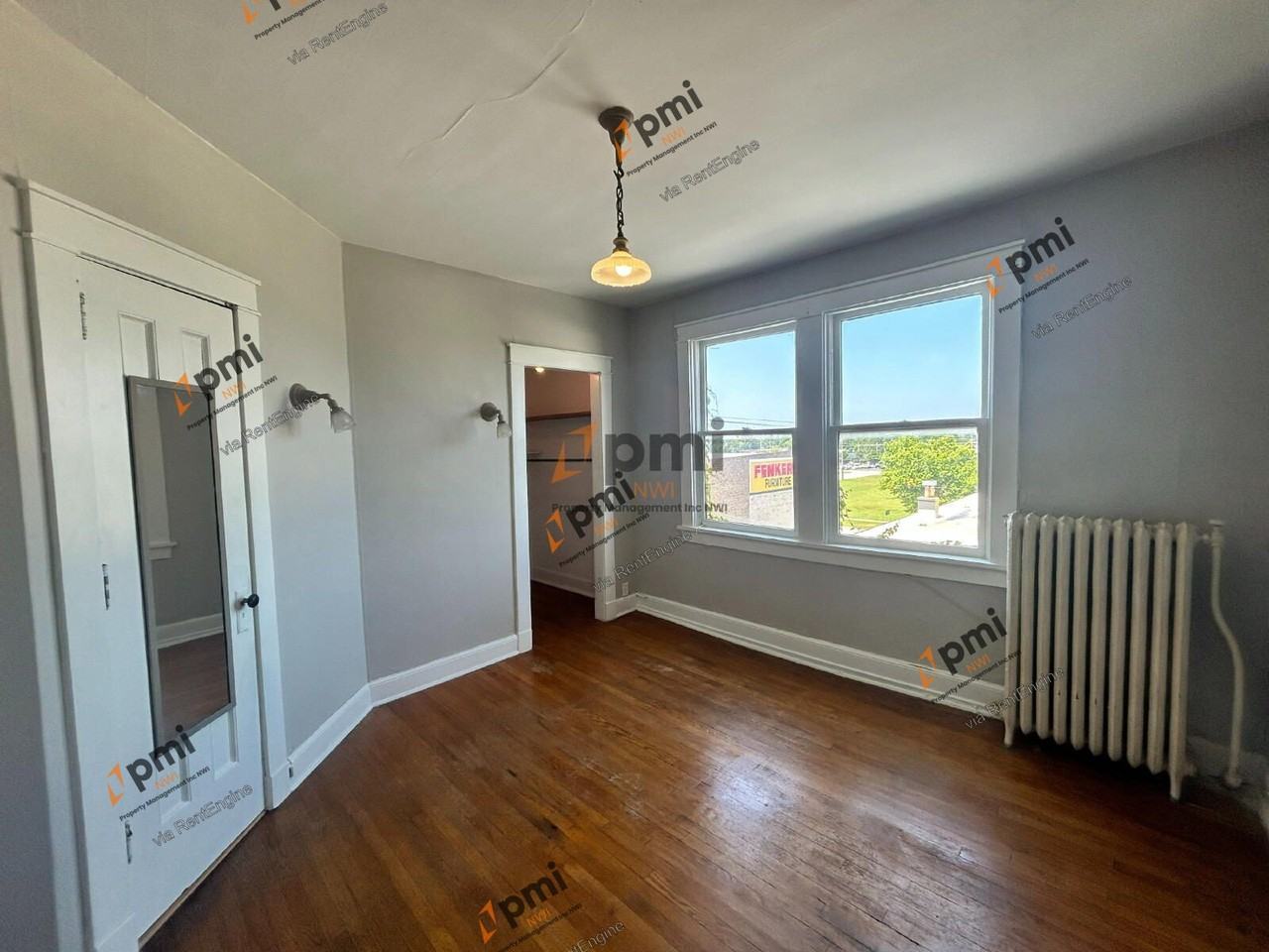 710 Perry St #8 - Photo 7 of 25