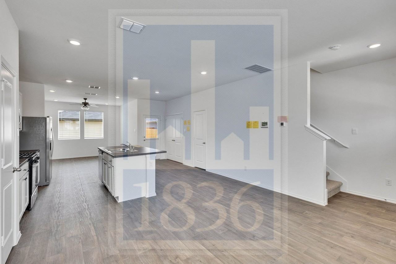 304 Azua Path - Photo 6 of 50
