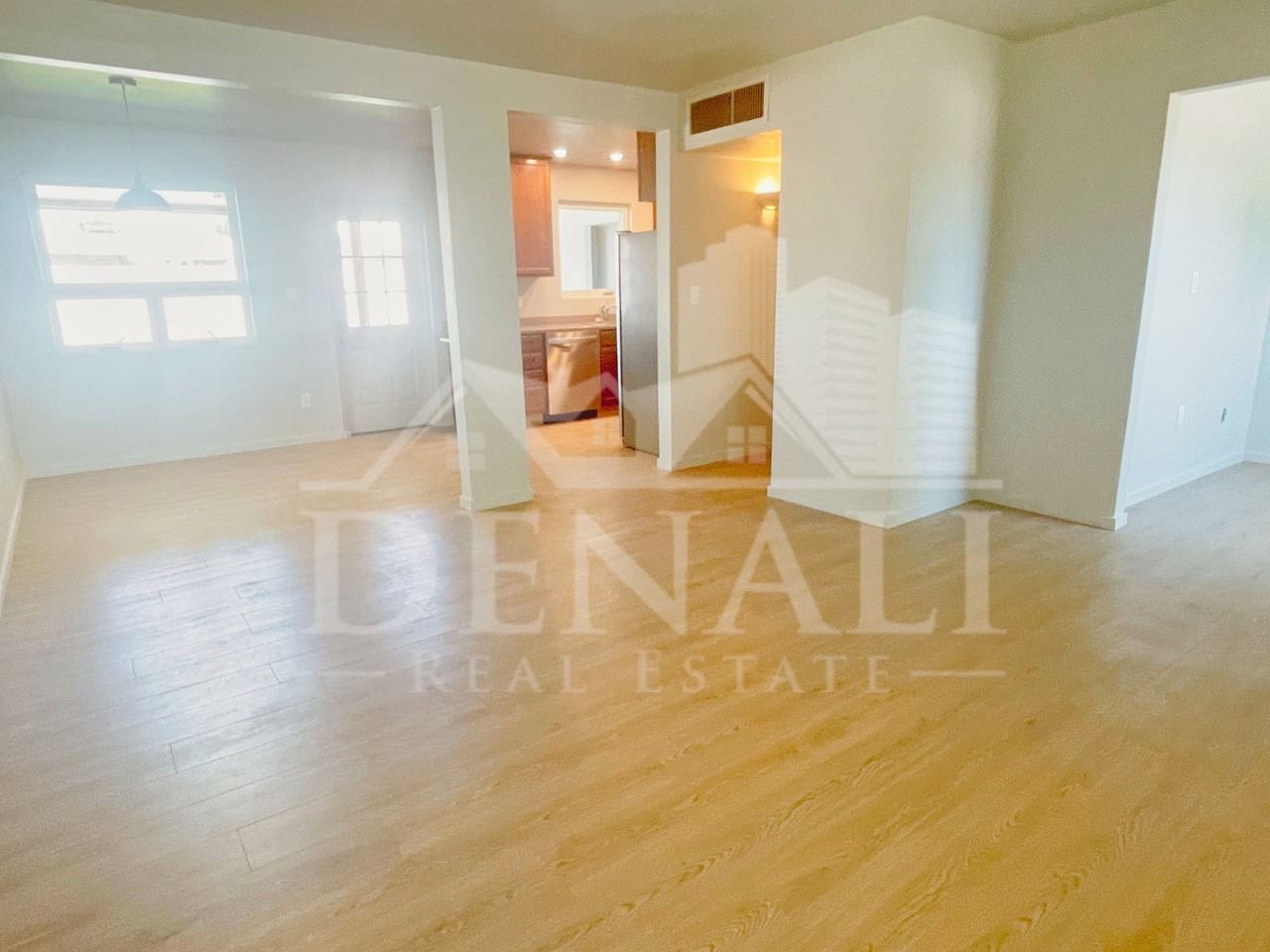 2340 E Turney Ave - Photo 3 of 18