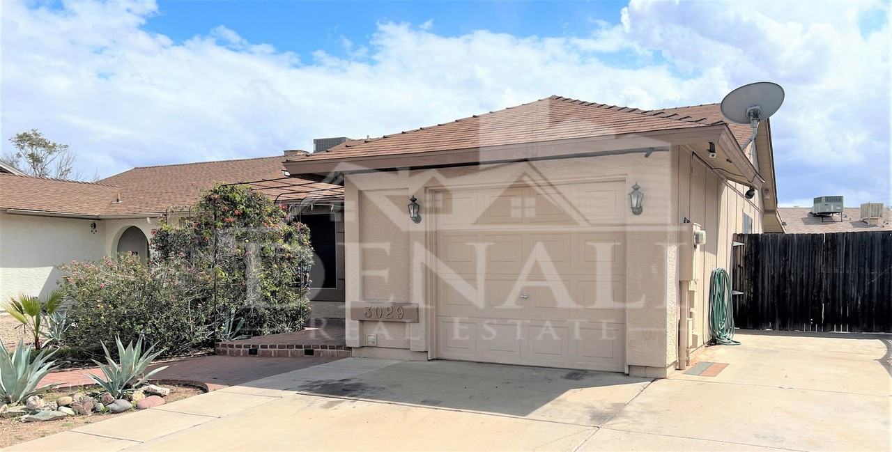3029 W Tonopah Dr - Photo 2 of 16