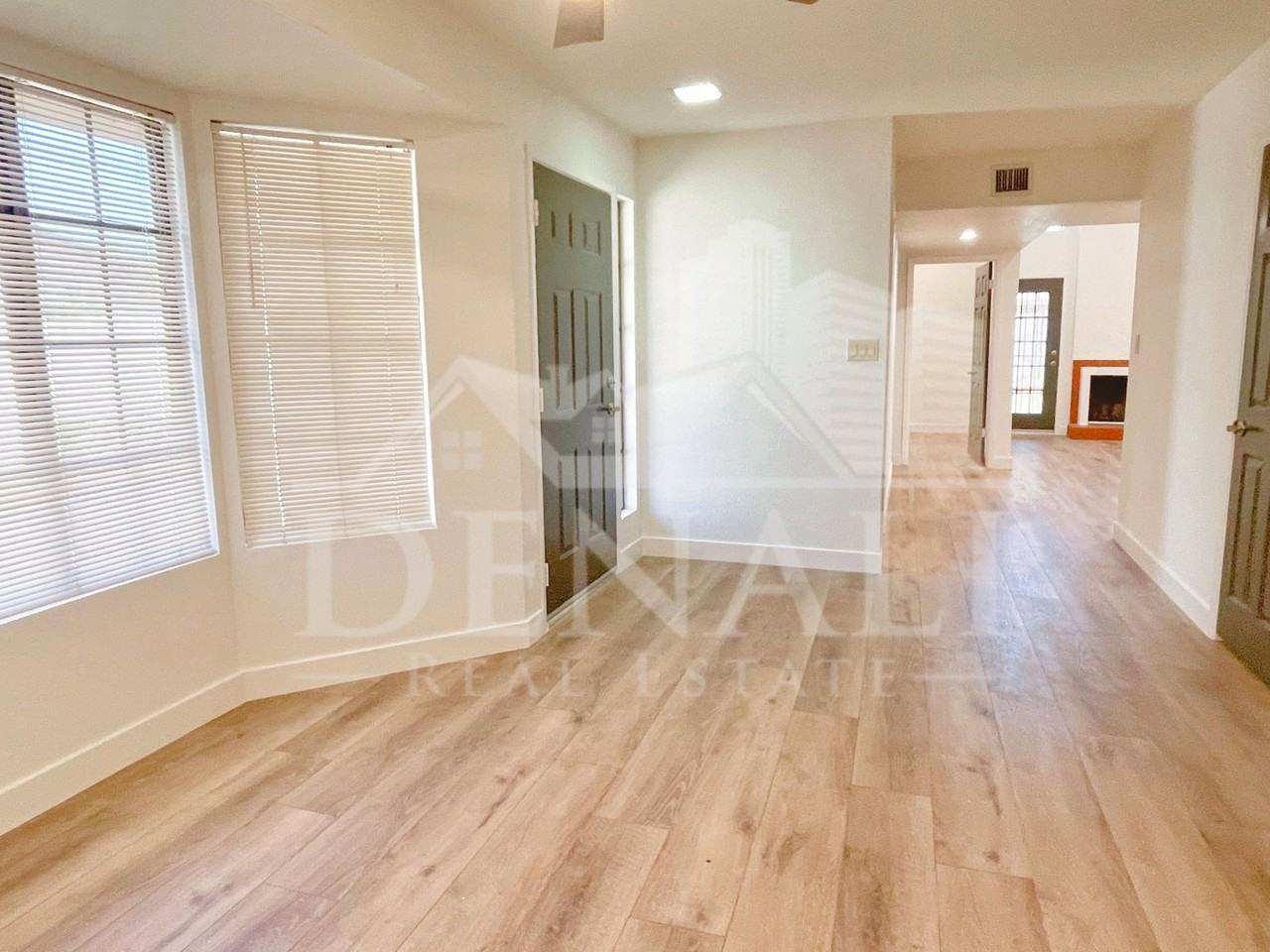 6816 E Kings Ave - Photo 5 of 20