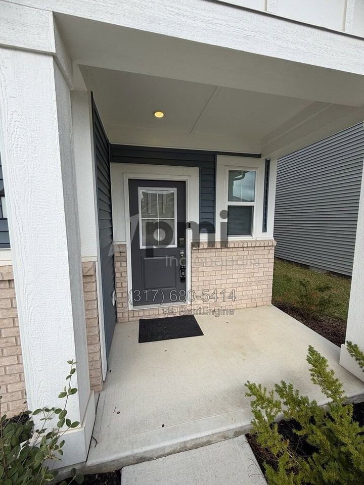4376 Hovenweep Way - Photo 3 of 50
