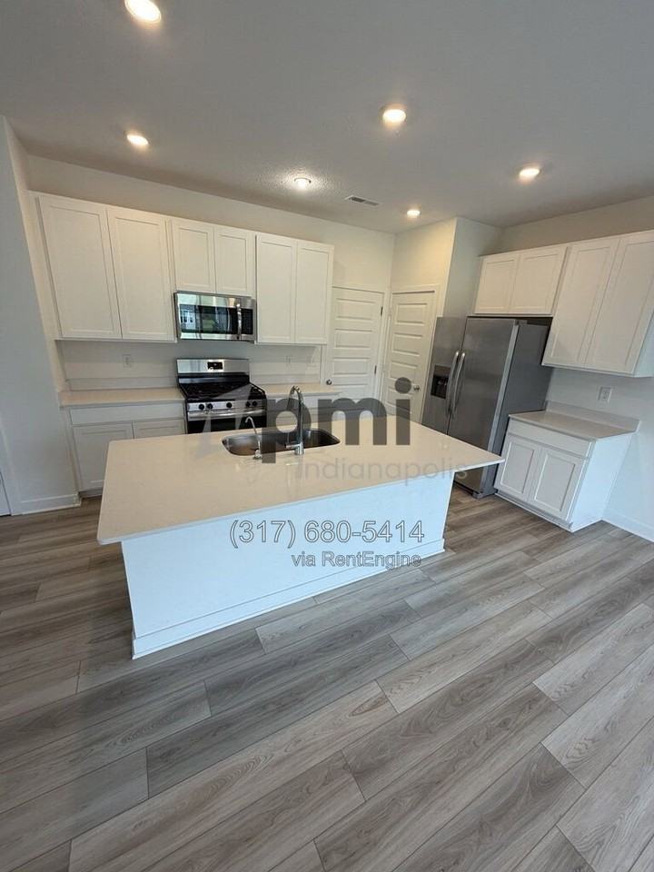 4376 Hovenweep Way - Photo 4 of 50