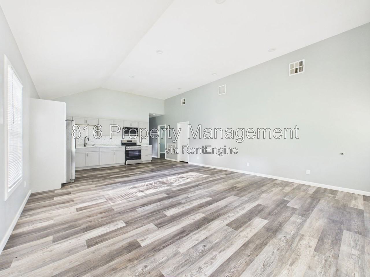 4100 Waverly Ave - Photo 3 of 23