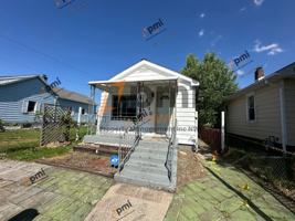 featured image of 1518 Oak St