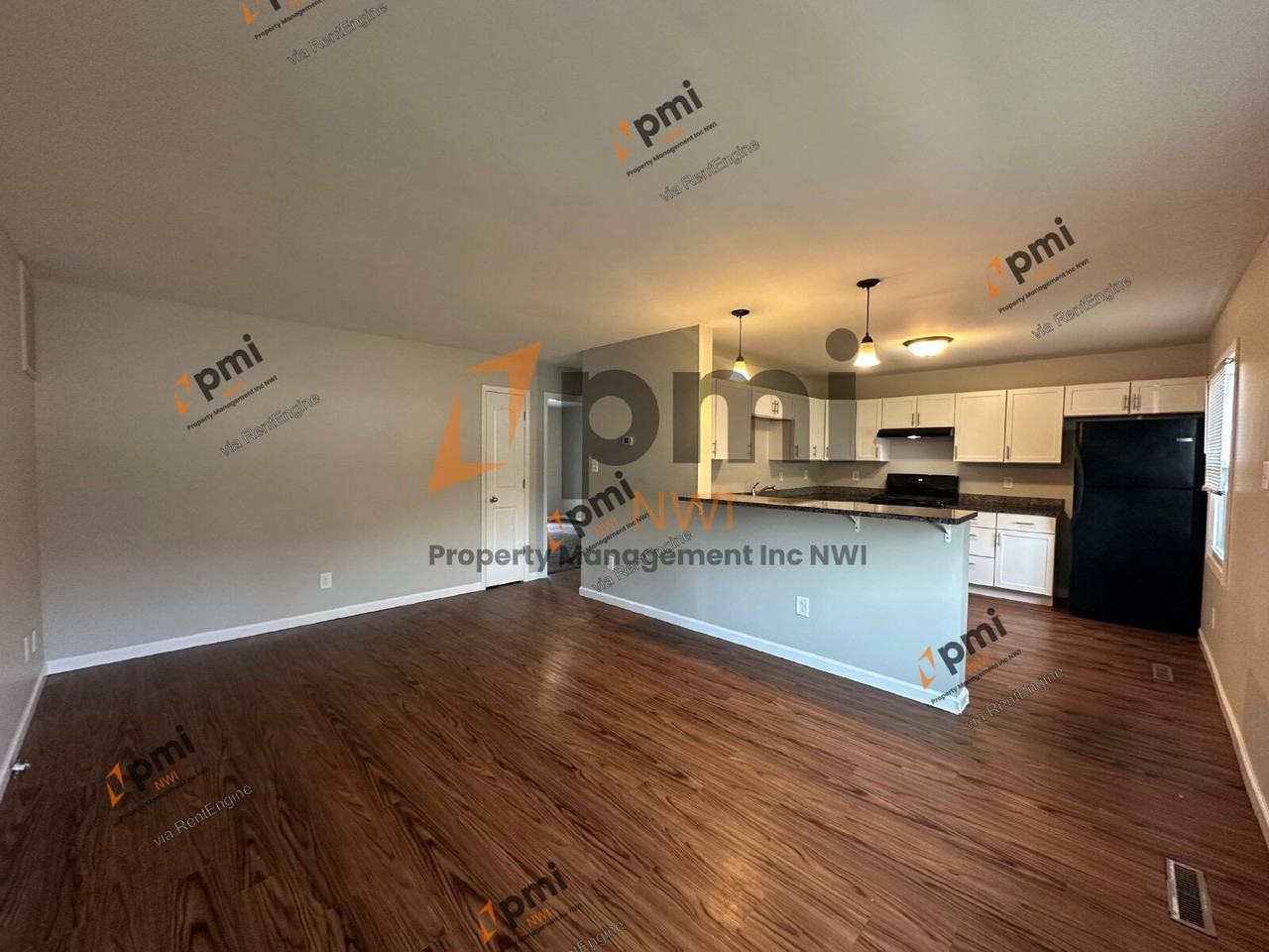 5831 Creekview Ct W #2 - Photo 4 of 15