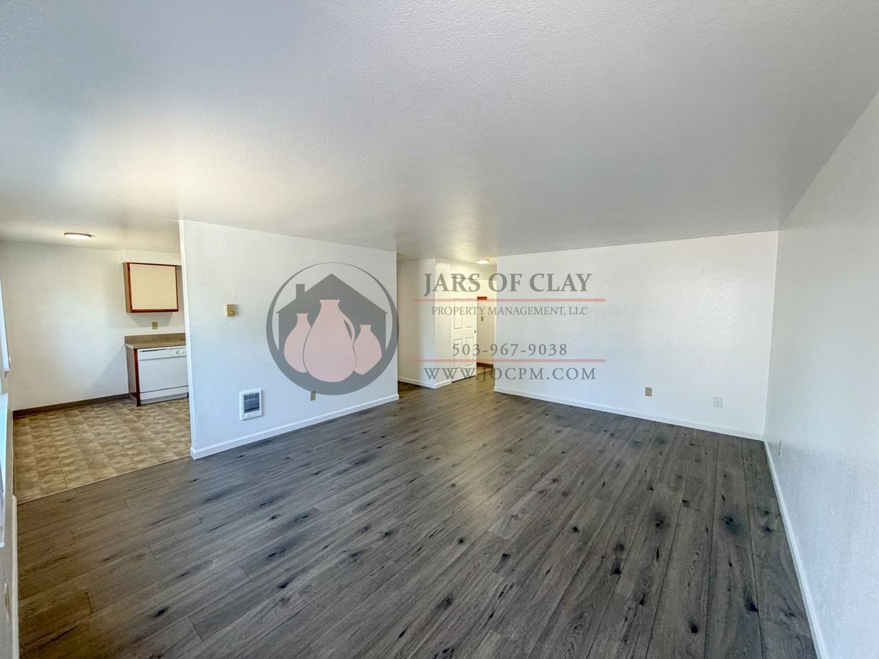 3921 Partridge Ln Ne - Photo 2 of 9