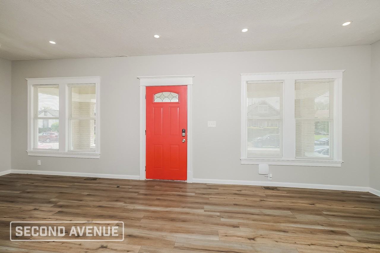 2117 Osage Ave - Photo 6 of 20