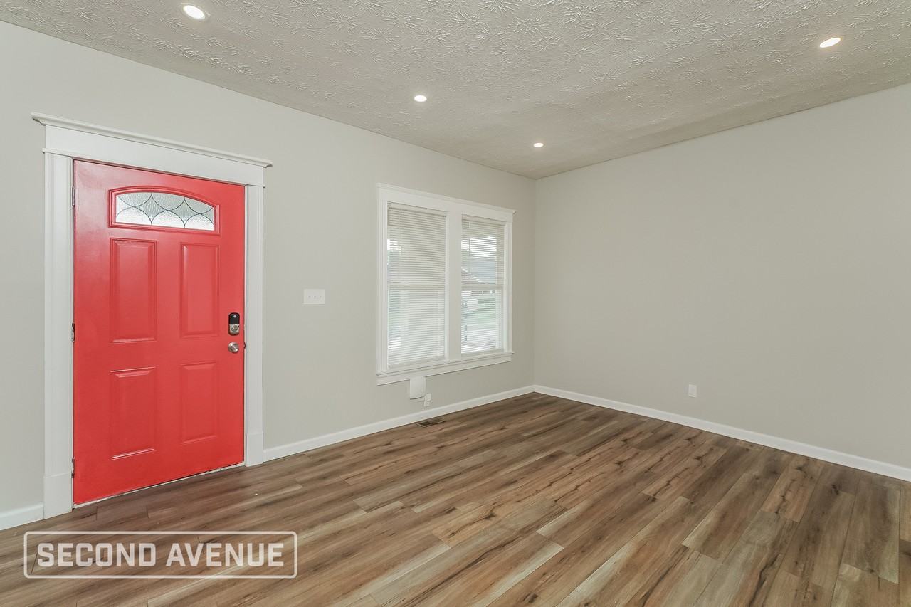 2117 Osage Ave - Photo 7 of 20