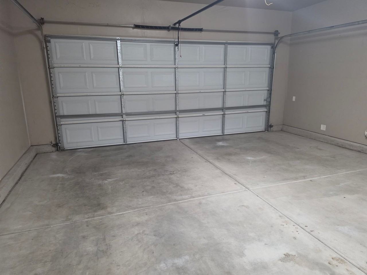 1492 El Paso Ave - Photo 7 of 27