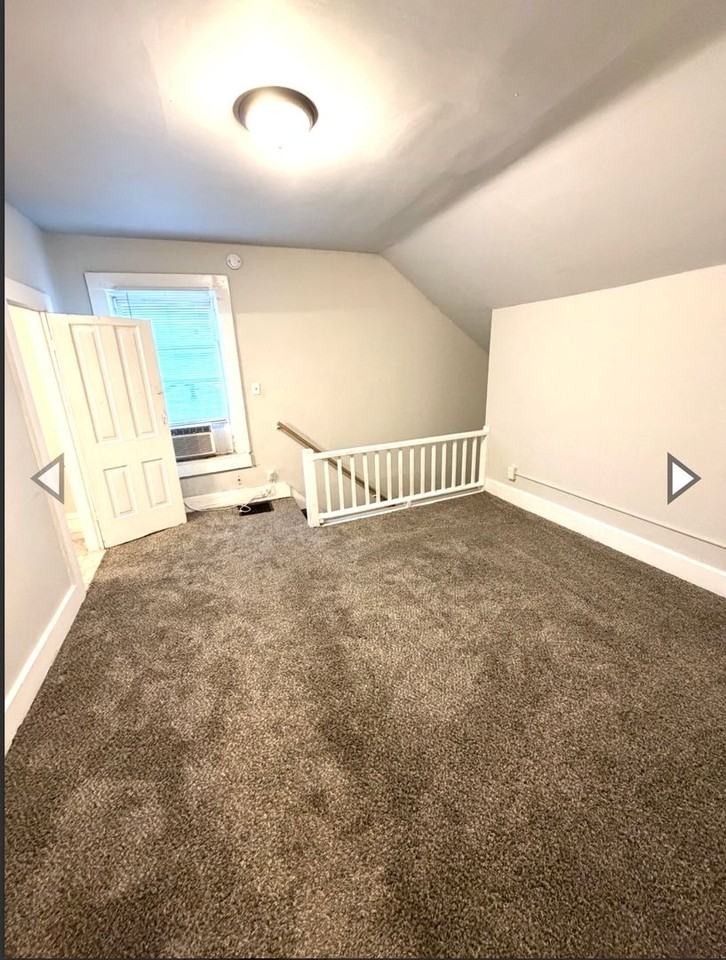 714 1/2 S 5th St - Photo 5 of 18