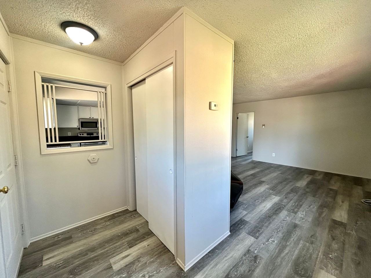 603 E 3rd Ave - Photo 2 of 17