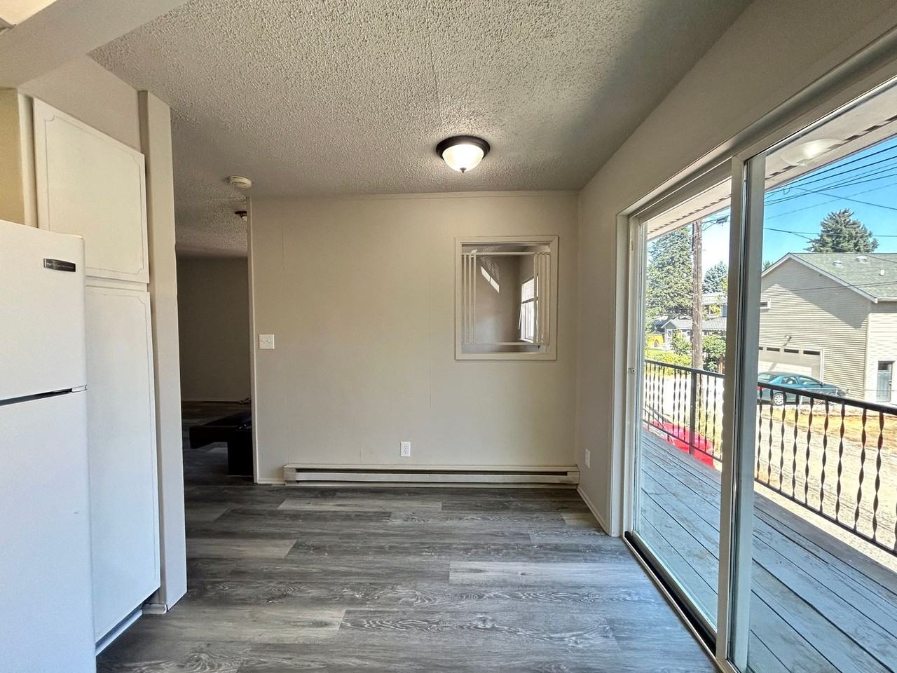 603 E 3rd Ave - Photo 6 of 17