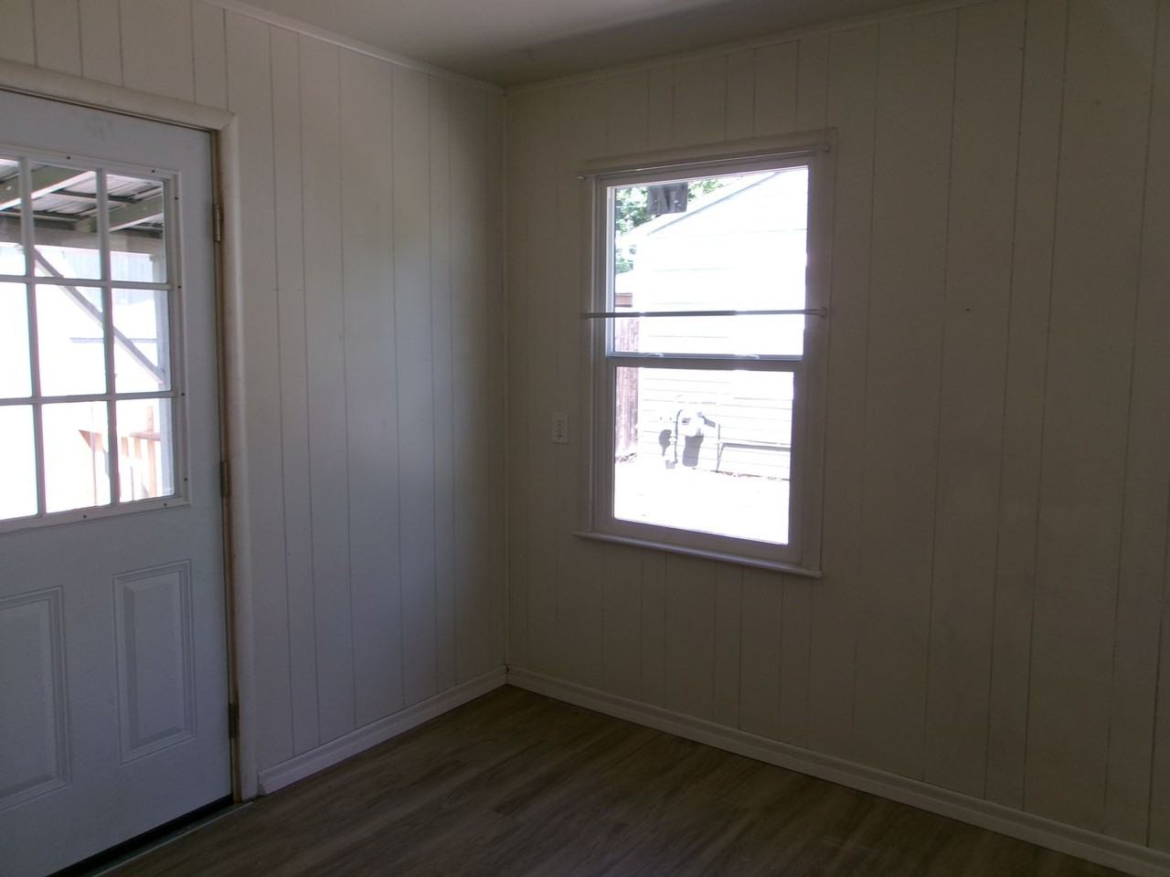 910 King St - Photo 4 of 10