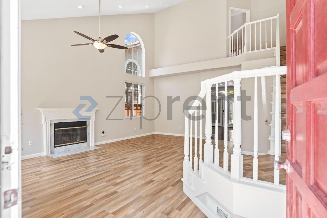 1431 Prelude Dr - Photo 6 of 35
