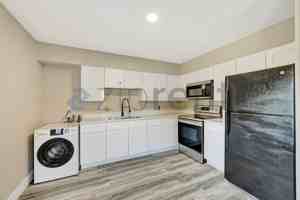 featured image of 136 Myrtle Ave #A