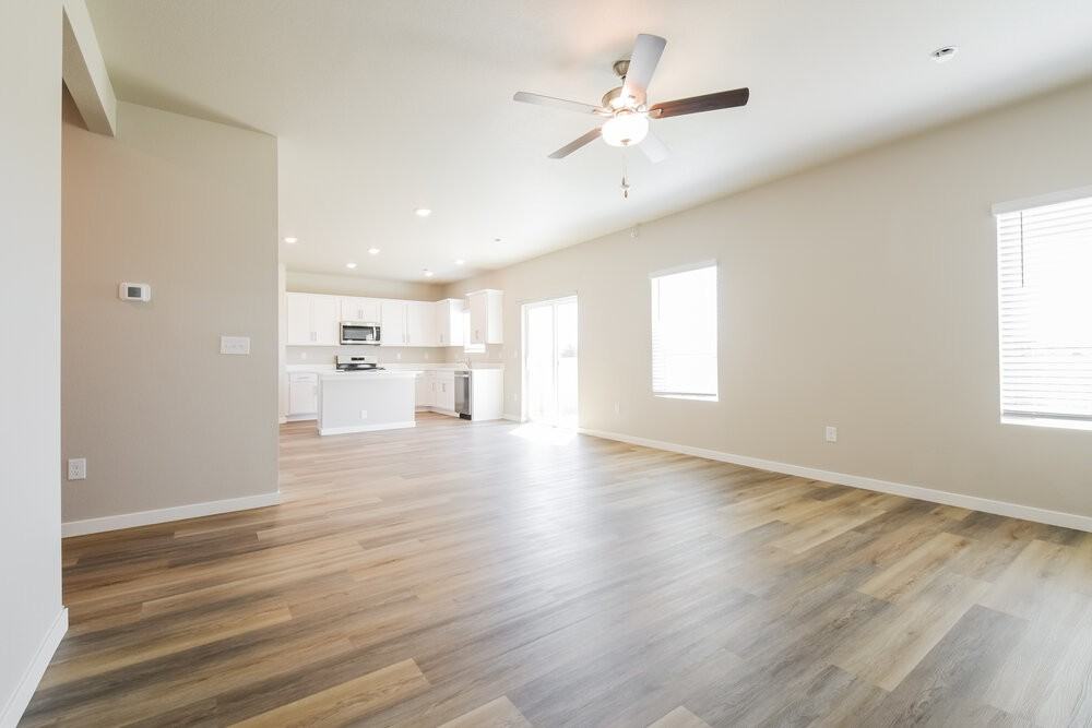 2230 Christina St - Photo 7 of 17