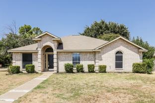 2717 Pioneer Ln - Photo 1 of 1