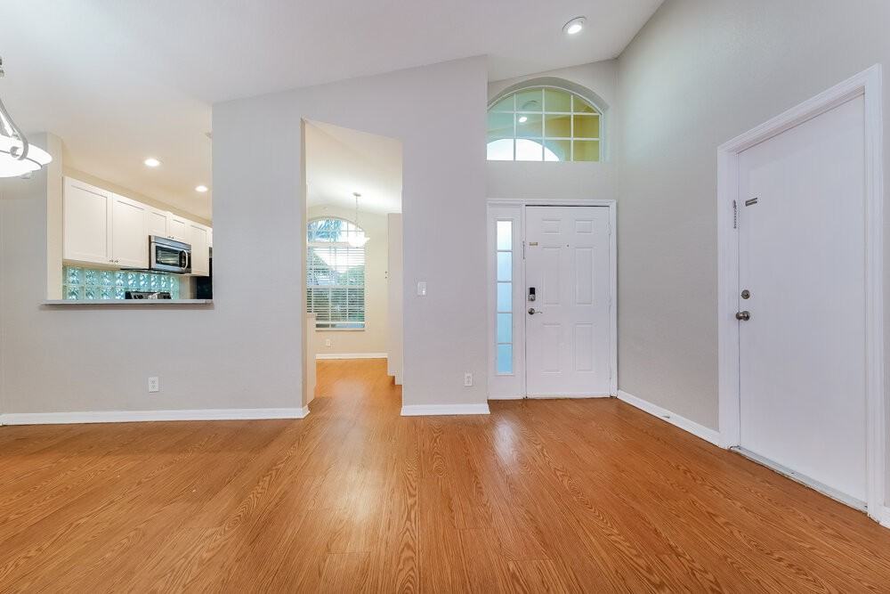 6285 Lauderdale St - Photo 6 of 16