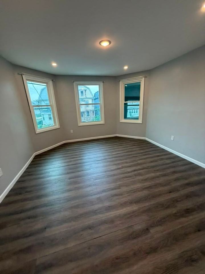 224 N 9th St - Photo 2 of 22