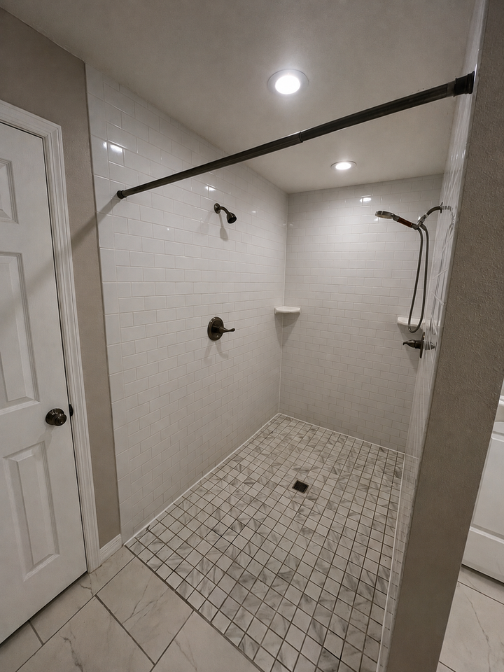12053 Centralia Rd - Photo 4 of 18
