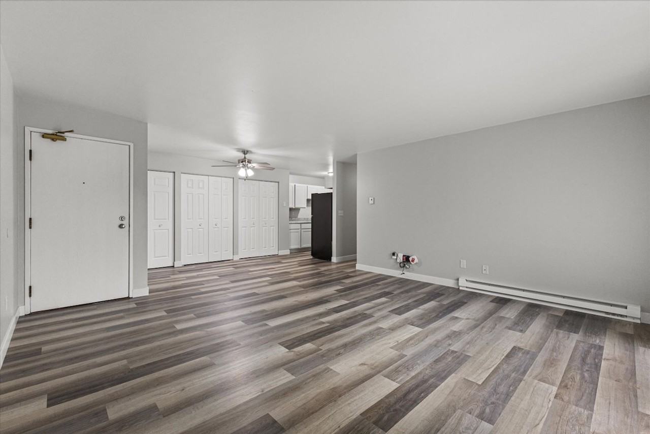 591 W Arndt St - Photo 5 of 18