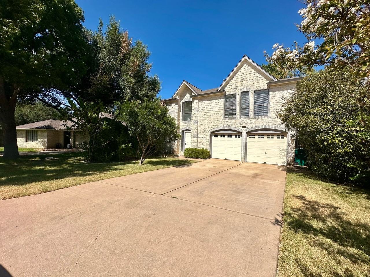 2506 Tierra Blanco Trl - Photo 2 of 37