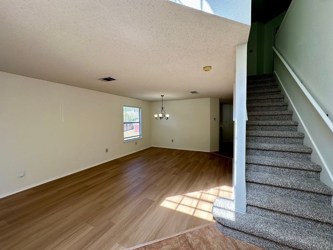 2506 Tierra Blanco Trl - Photo 3 of 25
