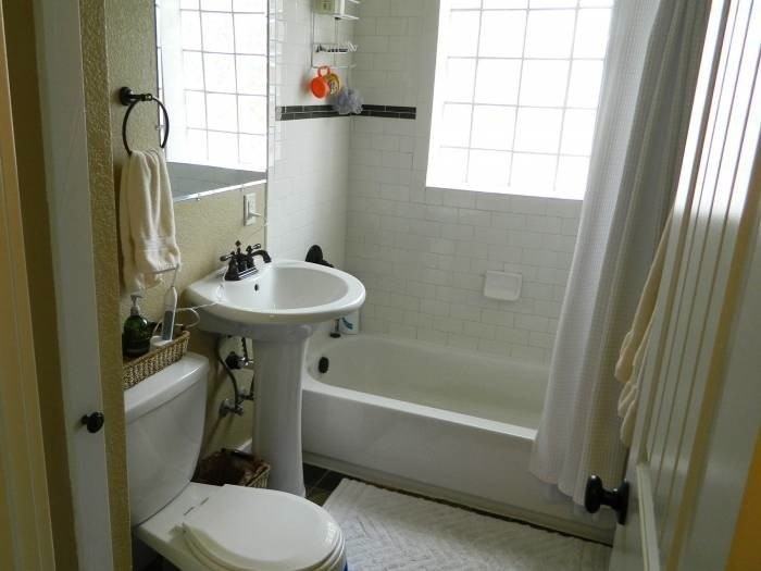 2635 Olive St - Photo 4 of 8
