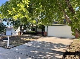 featured image of 17949 E Oxford Pl
