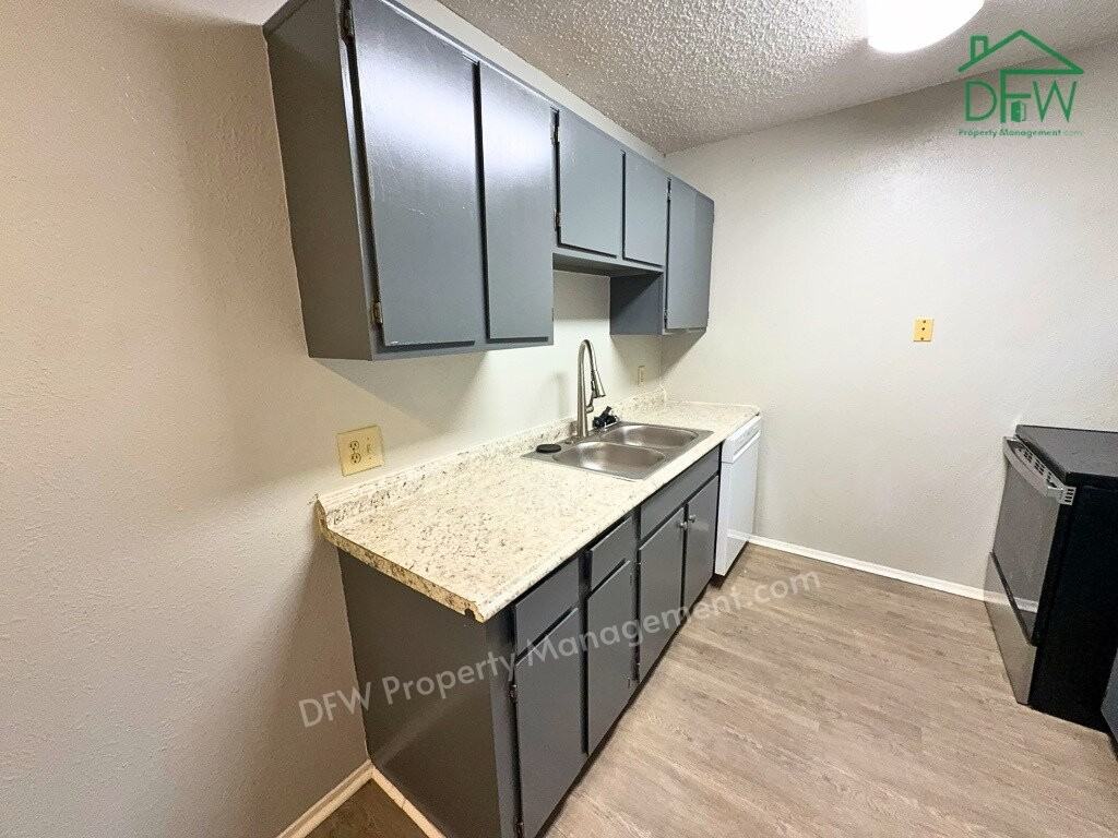219 Fry St #5 - Photo 2 of 12