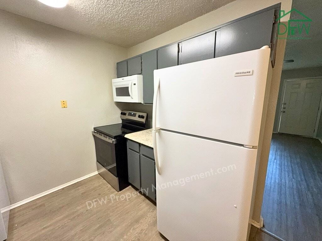 219 Fry St #5 - Photo 3 of 12