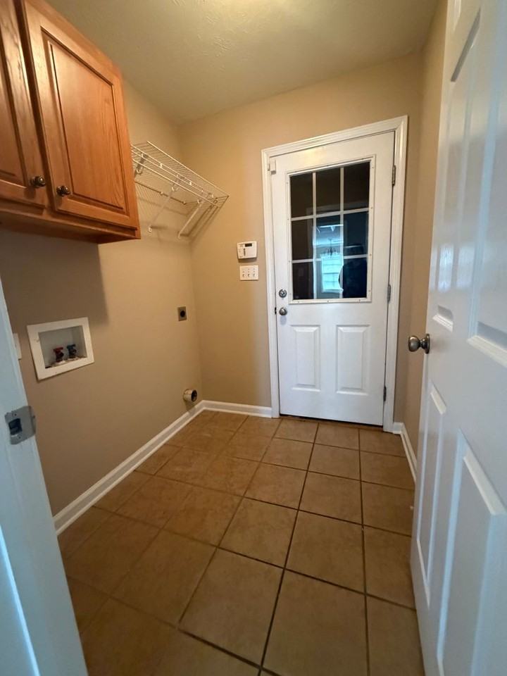 41 Cedarbrook Pl - Photo 7 of 12