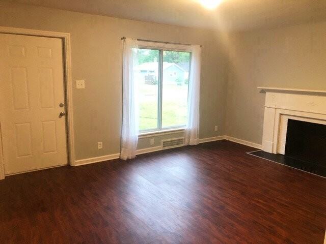 3720 N Butler Ave - Photo 2 of 14