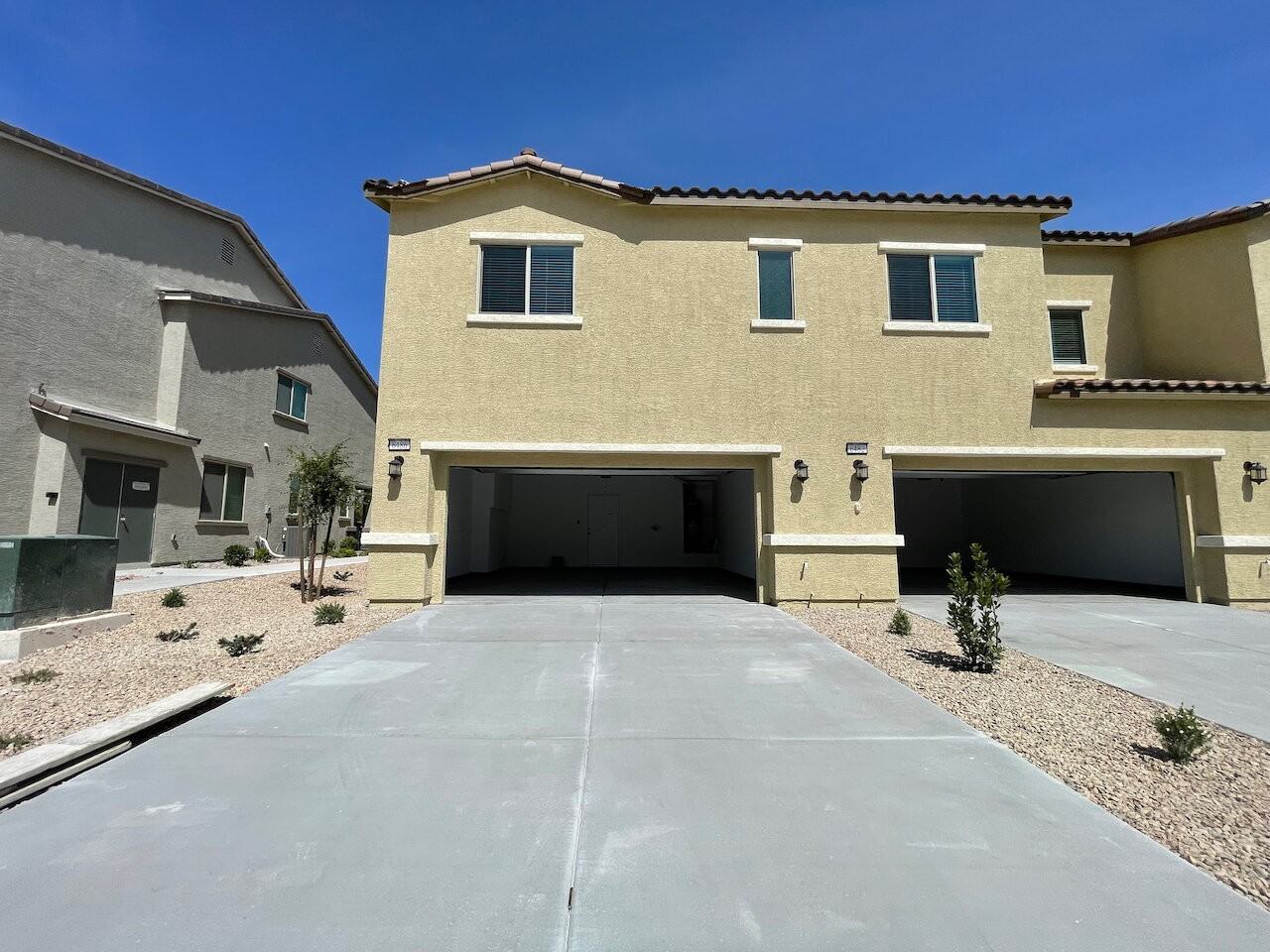 6486 Silver Estates Ave - Photo 2 of 50