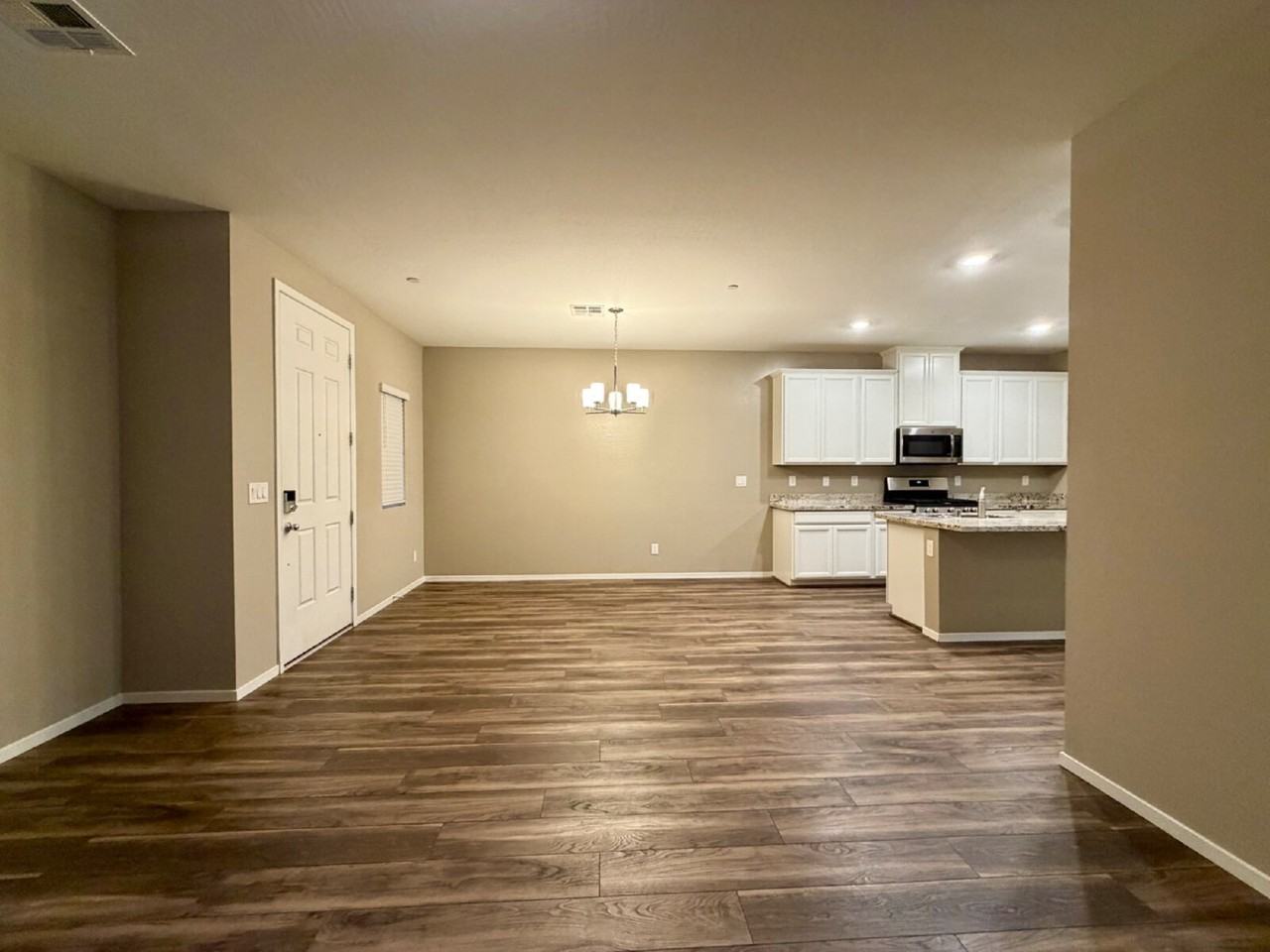771 Estate Country Ave - Photo 7 of 50