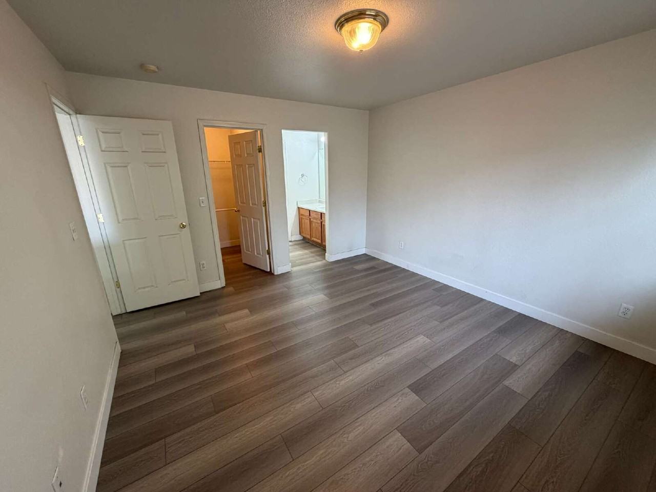 2266 Sapphire Ridge Way - Photo 5 of 24