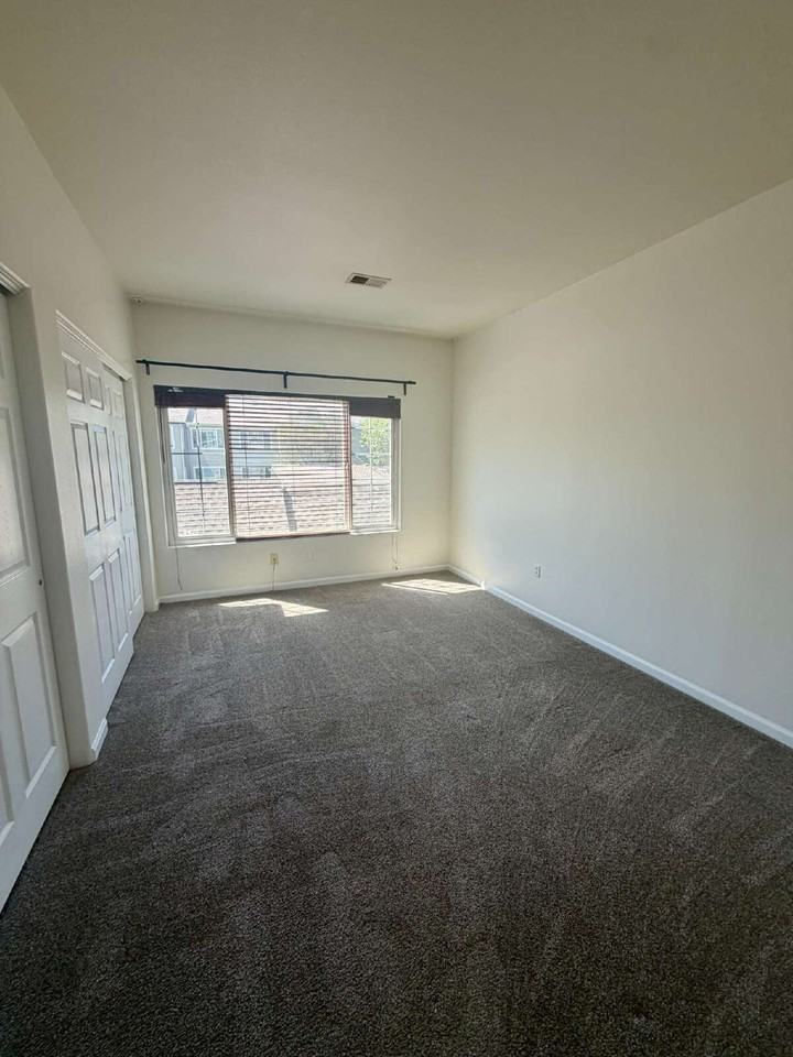 8469 Little Rock Way #204 - Photo 7 of 16