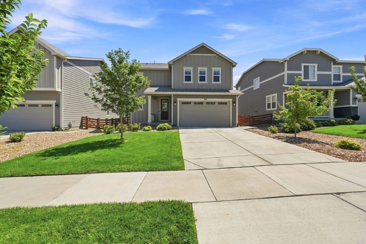 728 Gold Hill Dr - Photo 2 of 36