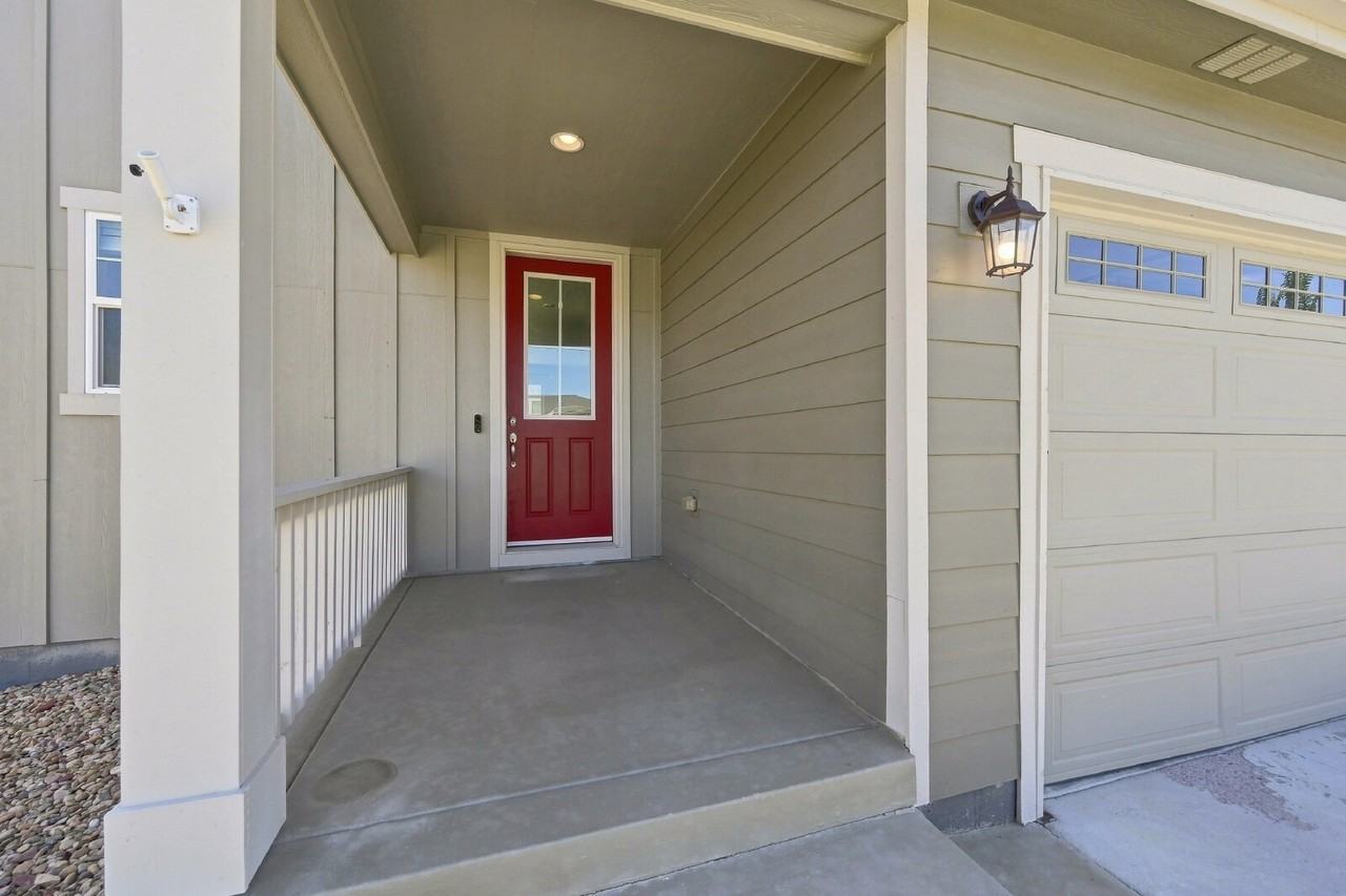 728 Gold Hill Dr - Photo 3 of 36