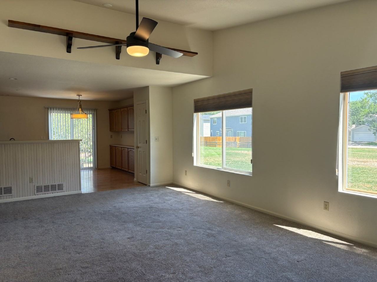 1370 Trail Ridge Rd - Photo 3 of 19
