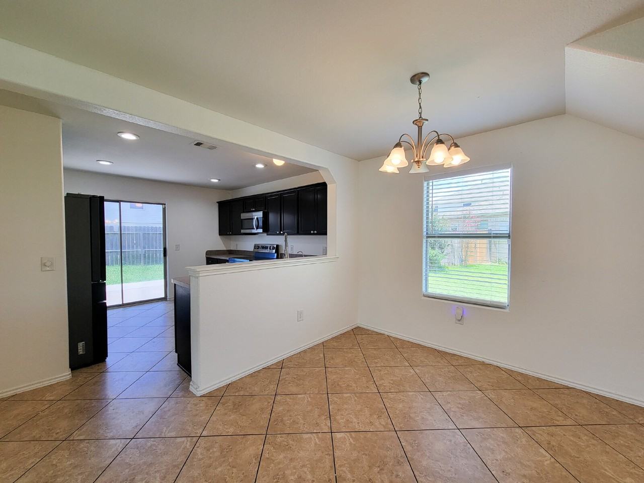 21382 Beacon Springs Ln - Photo 6 of 32
