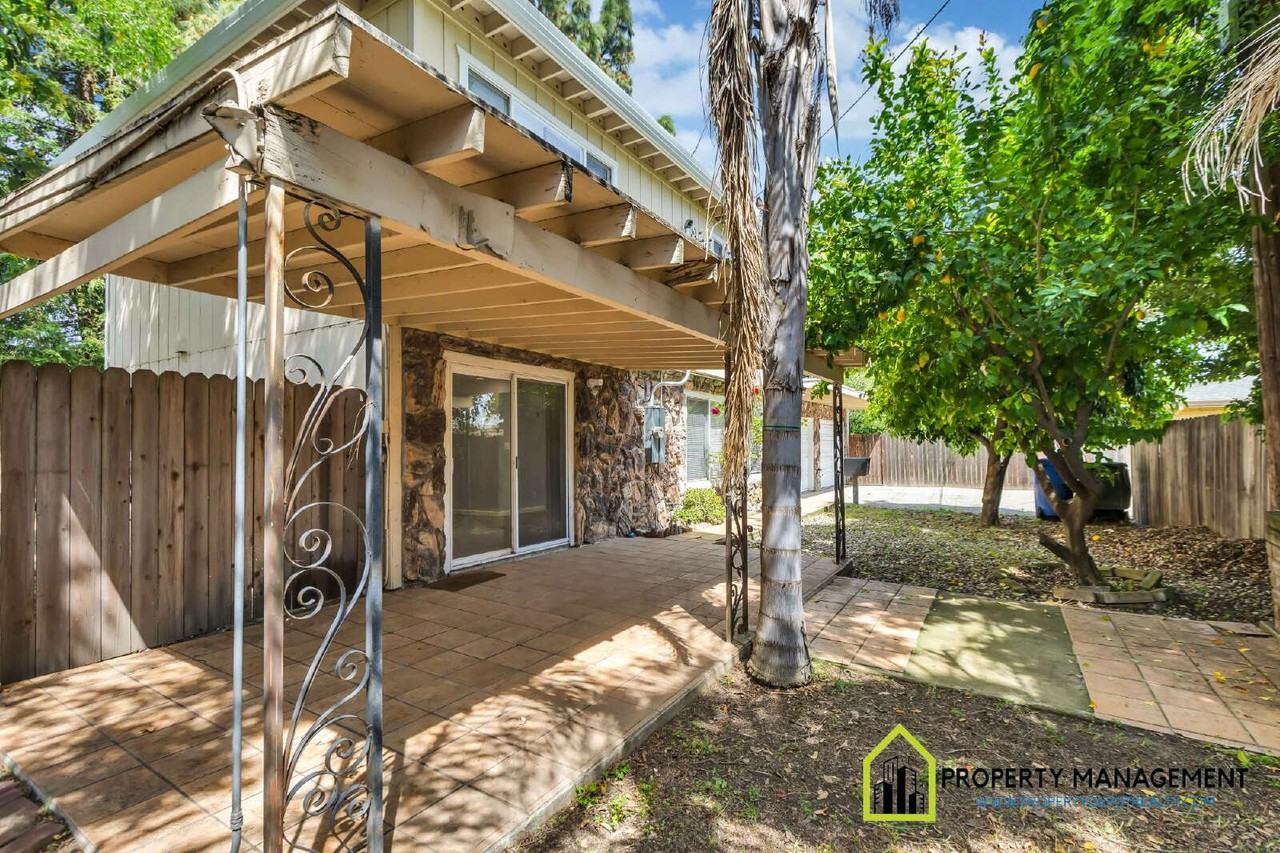 5334 Karbet Way - Photo 7 of 44