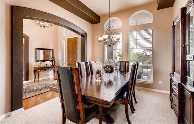 10013 Oak Knoll Ter - Photo 4 of 17