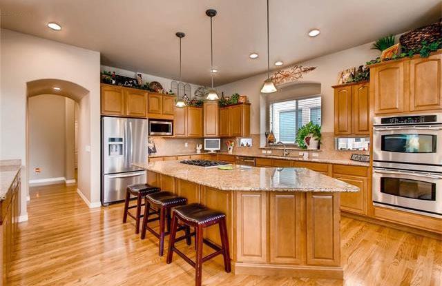 10013 Oak Knoll Ter - Photo 5 of 17