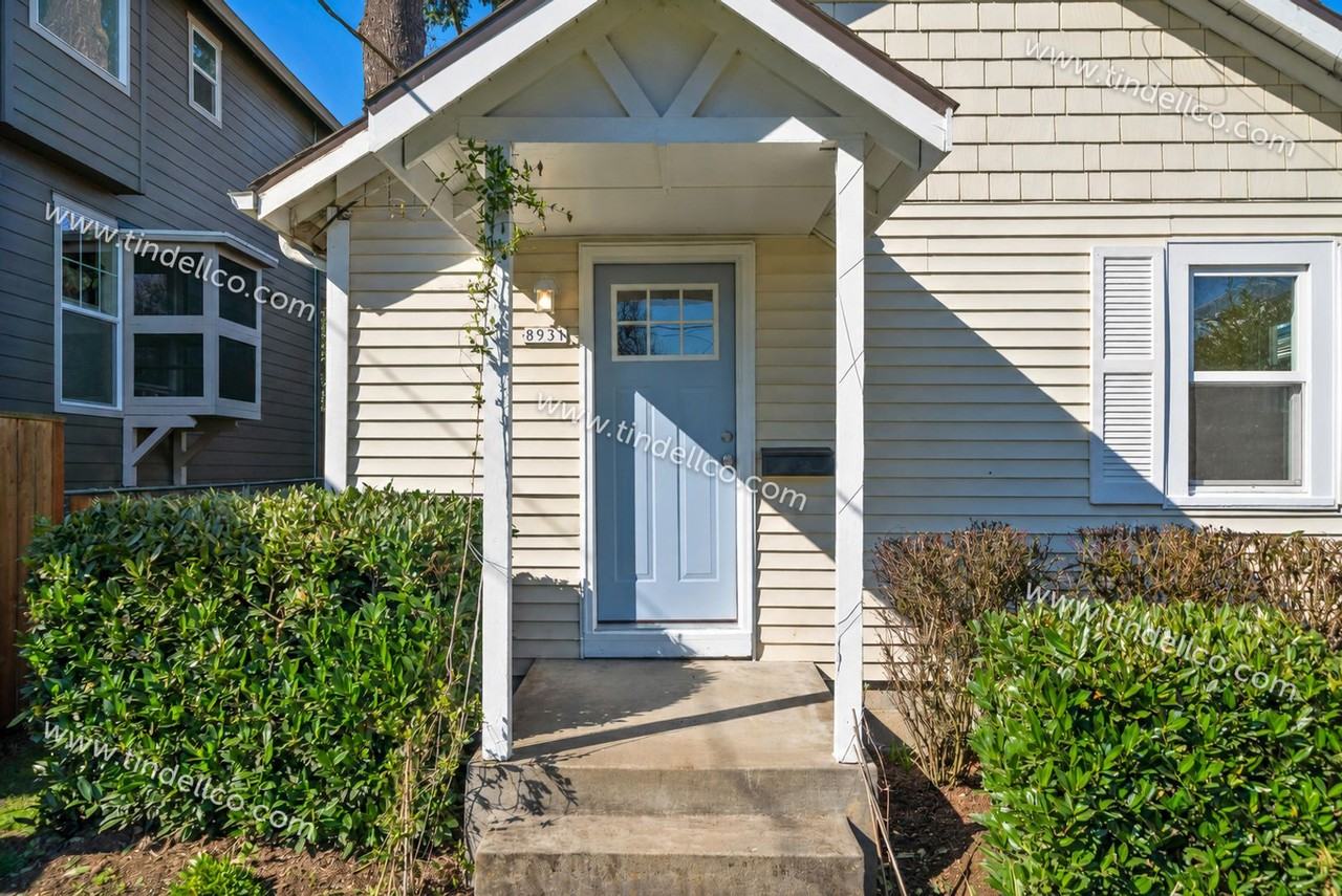 8931 N Haven Ave - Photo 2 of 28
